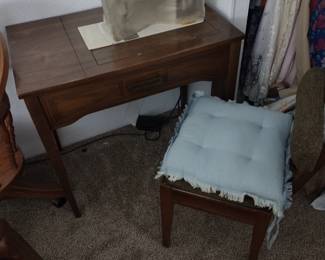 Collapsable Sewing Machine