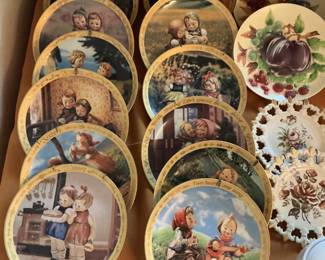 Hummel plates decor