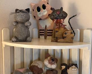 Corner Kitties