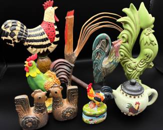 A male chicken is called “rooster” and a female is called a “hen.”  Roosters are larger and more colorful.