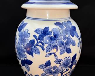 Blue and White Floral Design Ginger Jar