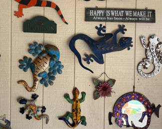 Collection of “Gecko” Hanging Wall Decorations