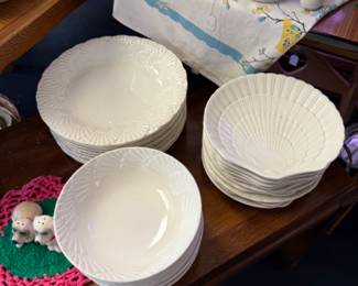Ocean Jewel white Mikasa dishware