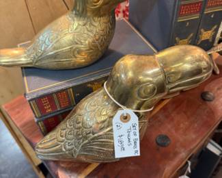 brass figurines 
