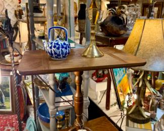 Small vintage plant stand or drop leaf side table