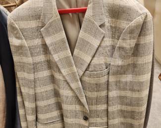 Bombshell-Worthy Gems! 8/15 and 8/16. 10 to 2 Daily. 100% family owned and operated. 