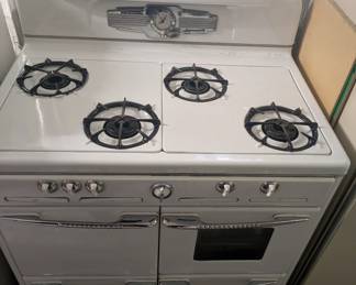 Vintage Roper gas stove - 1950s