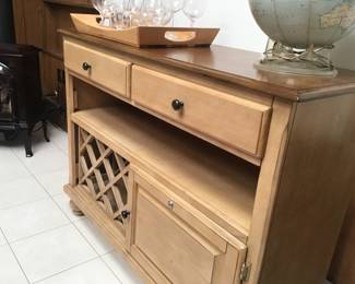 Server with wine rack