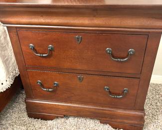 Matching pair of night stands