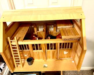 Wood horse stable