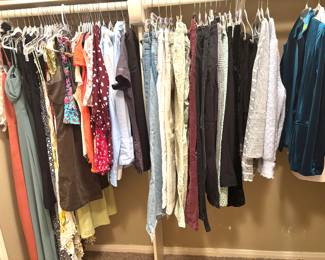 Ladies clothes - sm
