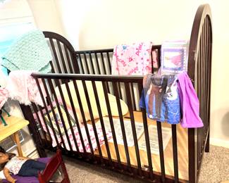 Wood crib