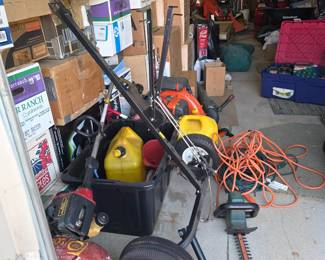 Gas cans, hedge trimmer