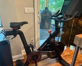 PELOTON