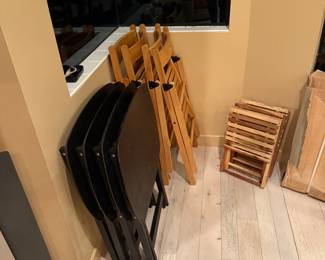 Solid wood TV trays, folding chairs & mini side tables