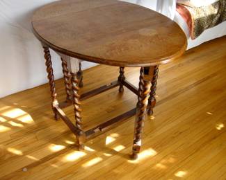 Antique Oval Barley Twist Gate Leg Kitchen Table Drop side Leaf Tiger Oak large