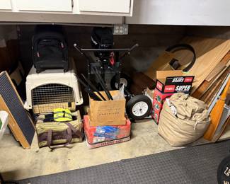 dog crates & dog ramps