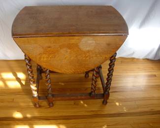 Antique Oval Barley Twist Gate Leg Kitchen Table Drop side Leaf Tiger Oak large