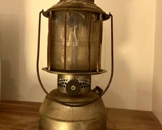 Coleman 327L Lantern