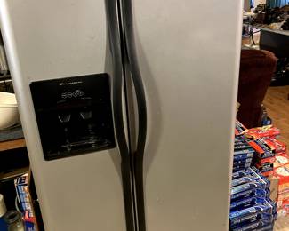 2 Door Frigidaire Refrigerator 