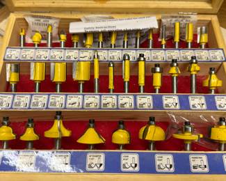 ROUTER BIT SET
