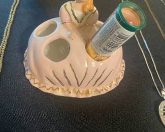 LIPSTICK HOLDER
