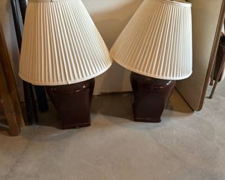 PAIR OF LAMPS