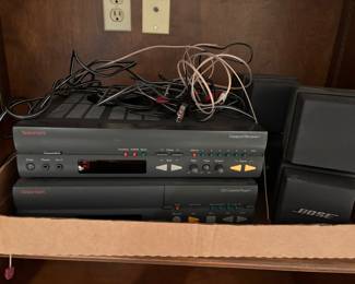 STEREO WITH BOOKSHELF SPEAKERS