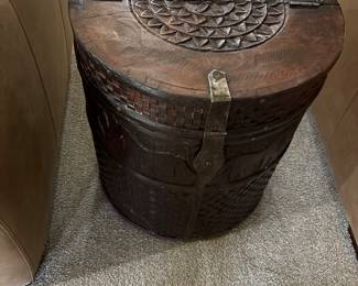 SIDE TABLE