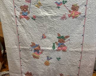 BABY QUILT 