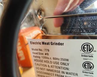 Electric meat grinder