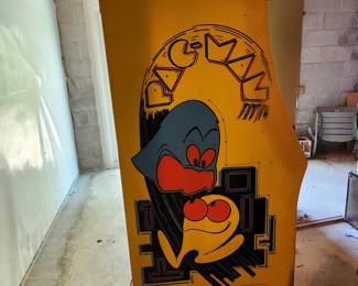 Pac-Man Plus upright