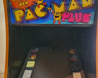 Pac-Man Plus upright