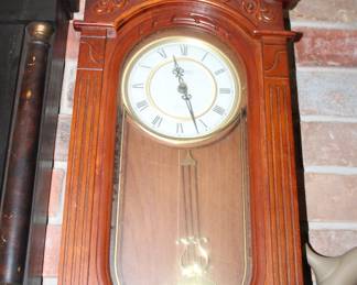 quartz case clock, working