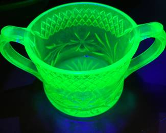 vaseline uranium glass