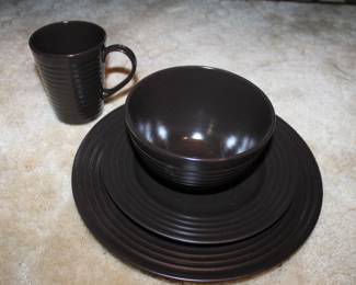 Emeril 4-piece setting, 20 boxes available