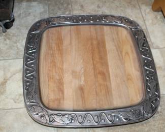 Wilton Armetale platter with wood insert