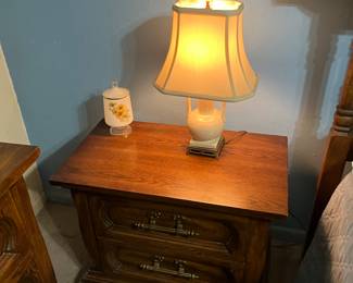 Matching night stand. There are 2.