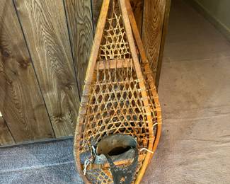 Authentic snow shoes 