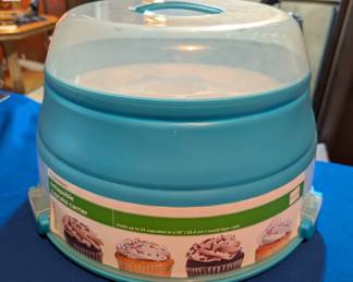 Brand New Progressive Collapsible Cupcake/Cake Holder.