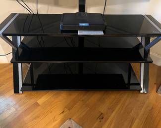 Entertainment stand, 3 tier