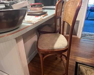 Set of 4 matching bar stools. Very comfortable and sturdy. Great condition.