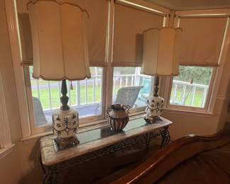 Beautiful vintage lamps in great condition.