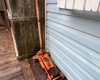 Heavy duty Jack.