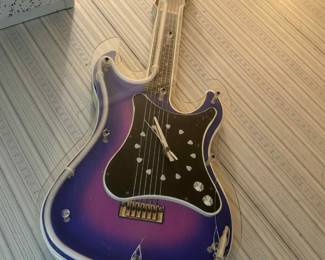 Guitar clock