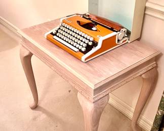 Matching Vintage French Provincial side table 
