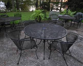 Iron Table & Chair Outdoor Furniture