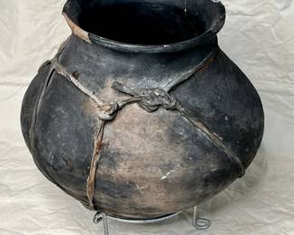Native American Tarahumara pot