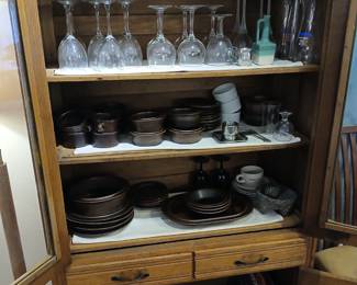 Dinnerware & Glass