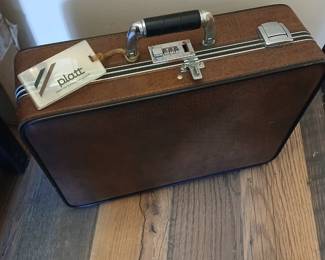 Platt Suitcase, Mint!